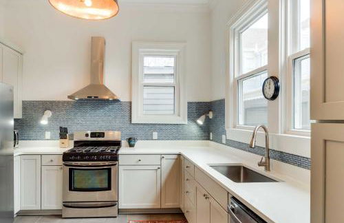 Comfy Central Natchez Hideaway Walk to Dtwn! - Foto 2