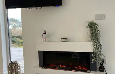 Lowern, Luxury Lodge with Hot Tub and Games Room - Photo 7