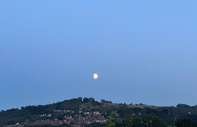 Flat With the View in Stroud - Foto 29