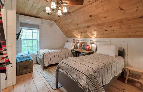 Riverfront Cabin in Crumpler-- Sleeps 6, 30 Mins to West Jefferson - Foto 19