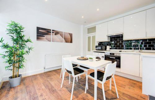 Beautiful 2 bed apartment in central London - Photo 15