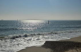 By-the-Beach, Sea view 2 bedroom Loft Studio Apartment & Free Parking - Foto 26