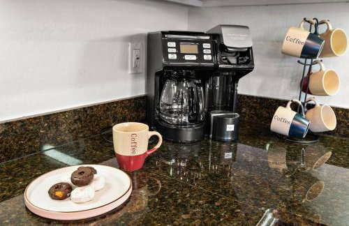 The Gem Getaway Pool Gameroom Gym by Relaxtay - Foto 28