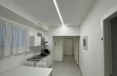 Re House Suite & Deluxe Apartament - Foto 1