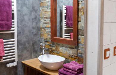 Maison spacieuse à Arrentès-de-Corcieux avec jacuzzi - Photo 5