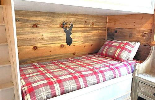 Sequoia Splendor, inside Kings Canyon NP by Visitors Center - Foto 55