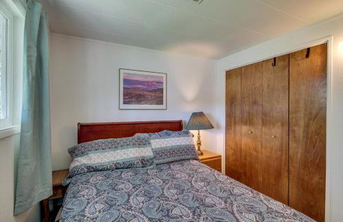 Central Bandon Retreat with Deck Less Than 1 Mi to Beach! - Photo 13