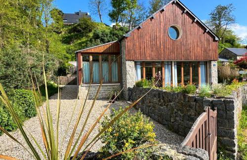 Quai du Val is a Charming Pet and Family Friendly Riverside Gite in Lehon close to Dinan Sleeps 7 - Photo 32