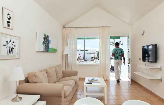 Apartamentos LIVVO Las Gaviotas - Photo 28