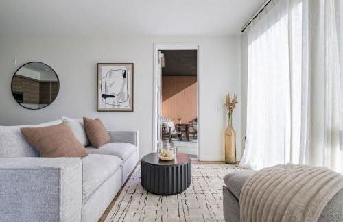 Balcony View and King Beds Walk to Golden 1 Center - Foto 73