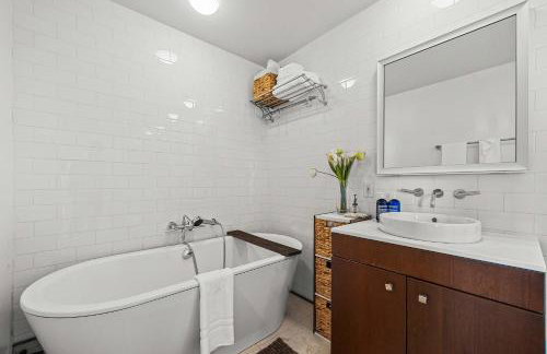 Broadway Terrace by Rove Loft with Private Terrace - Foto 21