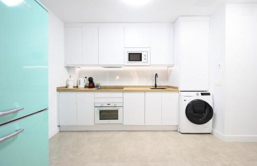 Nuevo! En el Centro con Azotea Solarium, Parking, Metro y AVE - Photo 17