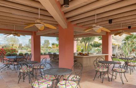 The Pond Estate by Avantstay Maximalist Designer Compound w/ 2 Casitas, Indoor + Outdoor Pools, Tennis Court, & Gorgeous Mountain Views 12k Sqft - Foto 151