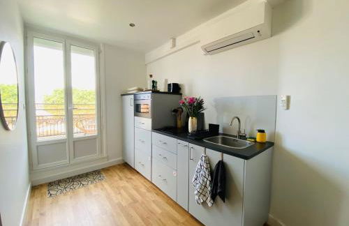 Cocon Romantique & Bain Nordique sur Vue Panoramique à Vichy - Foto 11