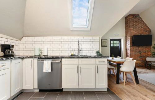 9 Bedroom House with King-sized Bed near Bakery Square - Foto 20