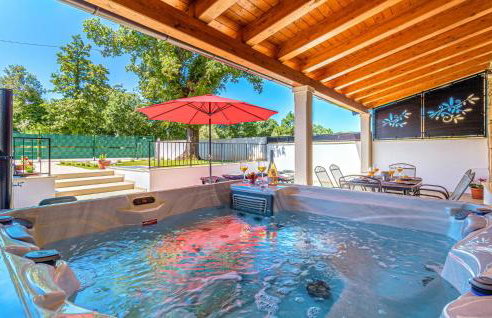 3 Bedroom Stunning Home In Brscici - Foto 1