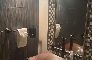 Coveted Creekside Setting, Near Downtown And Bogert Park - Foto 18