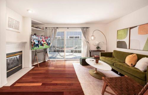 Kirkland Elegant 4B 2 5B Family Retreat with Designer Decor - Photo 42