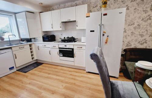 Modern Home near London ensuite room, 3 toilets - Foto 17