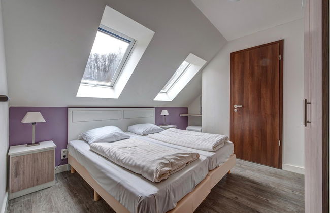 Luxury Villa with Fireplace near Reservoir in Nordeifel - Foto 1