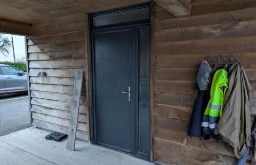 Rushmoor Retreat, Cosy with Outdoor Pizza Oven - Photo 12