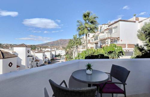 Stylish Penthouse Duplex at Matchroom Country Club - Photo 47