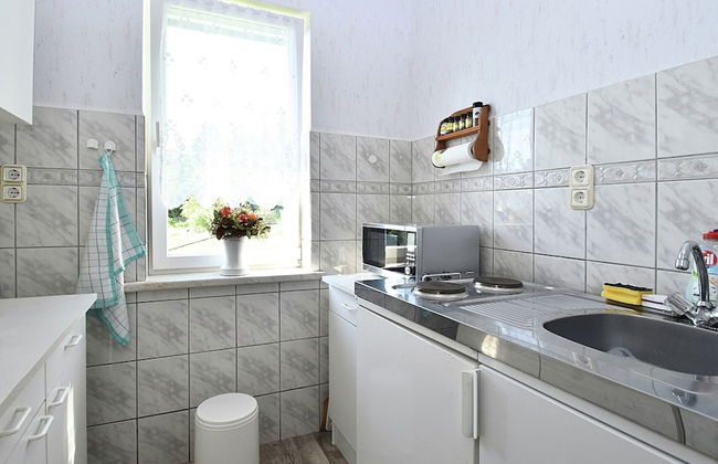 Cozy Retreat Near Rennsteig - Photo 8