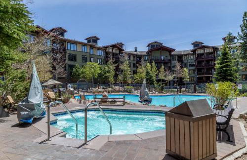 Luxury Oasis Village Ski-in Ski-out - Photo 19