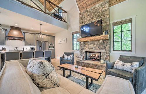 7 Mi to Ski Sapphire Valley Resort-Style Retreat - Foto 1