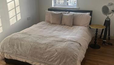 Beautiful three story town house - Foto 5