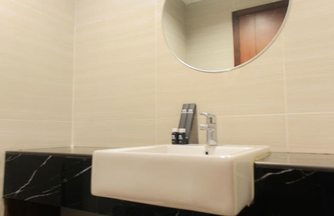 Homey and Comfort Studio at West Vista Apartment - Photo 10