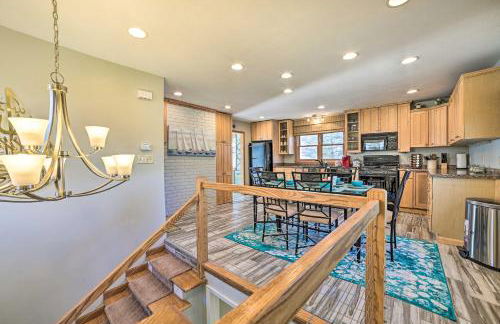 East Tawas Home with Patio, Lake Huron On-Site - Foto 9