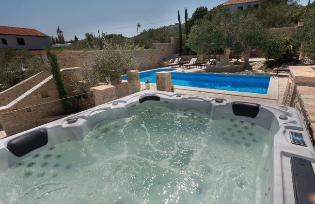 Apartment in Murter With Pool & Bubble Bath - Foto 12