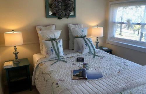 Morning Dove - Hidden Brookside Cottage in the Woods - Hot Tub - Fire Pit - Pet-Friendly - Seneca & Keuka Wine Trails - Foto 6