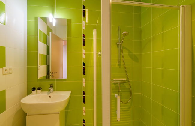 3 bedroom House in Plonévez-Porzay with garden and terrace - Photo 14