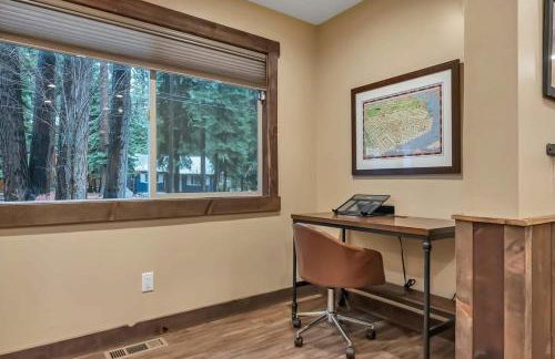 3BD with Hot Tub Two Minutes from King Beach - Foto 19