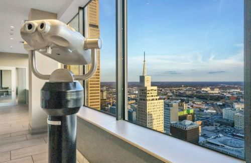 Beautiful Apt in Downtown w/Pool | Indoor Parking - Foto 30