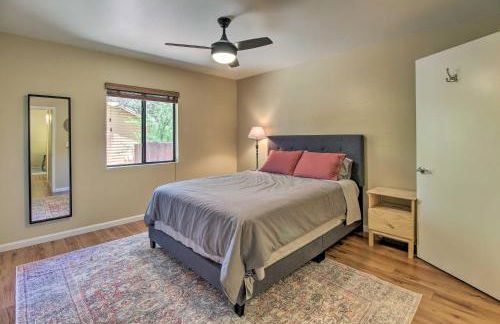 Cozy Forest Retreat! Pet-Friendly Pinetop Cabin - Foto 9