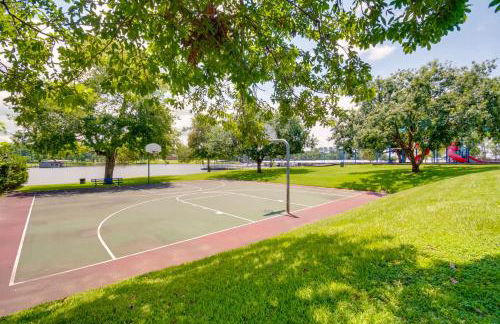 Lake Conroe Condo Balcony, Views and Pool Access! - Photo 29