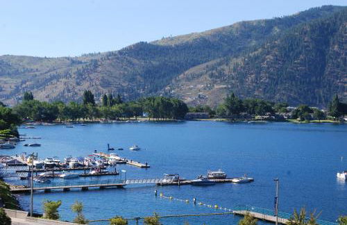 Breezy Lake Chelan Condo with Pool and Hot Tub Access! - Foto 23