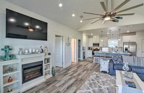 Steps to Coast Bolivar Peninsula Beach House! - Foto 5