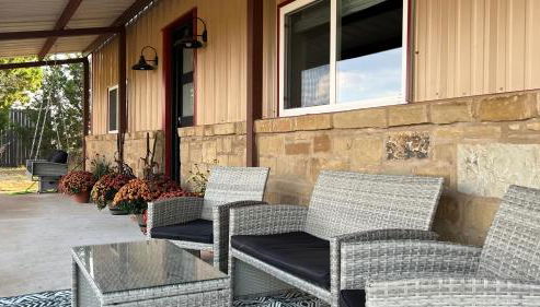 The Shophouse at Transplant Acres - Foto 4