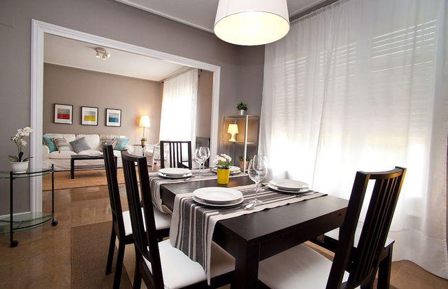 Cute & Spacious Eixample Apartment - Photo 21