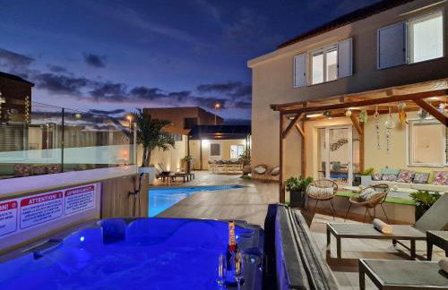 La Casa de Playa - piscina y jacuzzi a 50m del mar - Foto 62