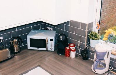 Modern 3 bedroom House with garden & private parking - Foto 7