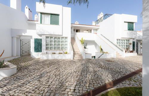 VILASOL - "Captain's Retreat" for 4 with AC facing the gardens & Pool - Foto 31