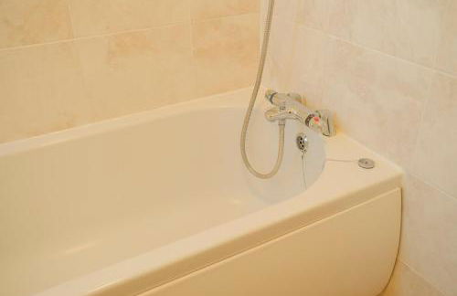 3 Bedroom House by Brookland Stays Serviced Accommodation Short Lets Leeds - Foto 29