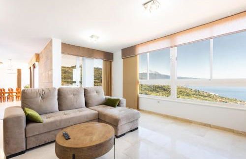 Sunset Horizon Spa Retreat by Eden Rentals - Foto 2