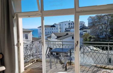 Apartment mit Meerblick und Südbalkon - Foto 1