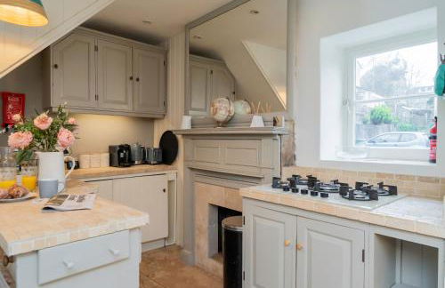 Heron Stays Bath- Boutique Period Group Properties, Parking for 4 Cars, Just 3 Miles to Bath Central, Sleeps 14 - Photo 78